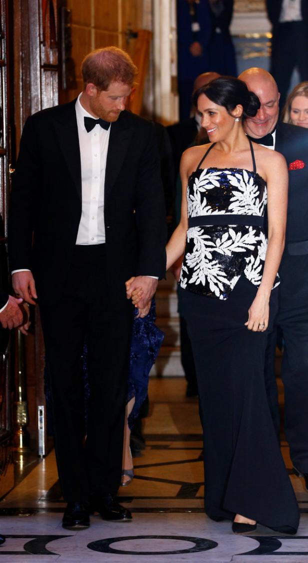 London: Herzogin Meghan zeigt sich im 30-Euro-Kleid