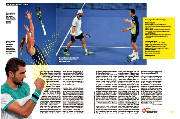 Tennisspieler feiern auf einem blauen Platz.