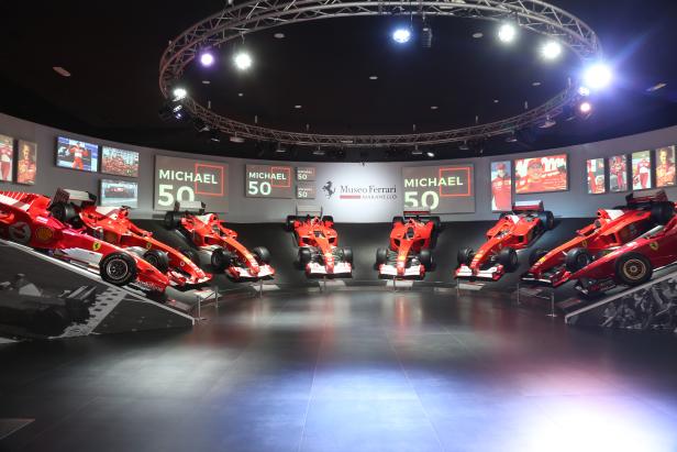 Ausstellung von Formel-1-Rennwagen im Ferrari-Museum Maranello, anlässlich Michael Schumachers 50. Geburtstag.