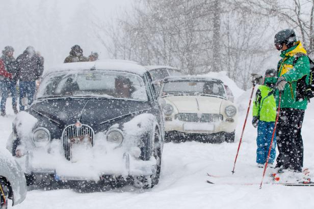 Planai-Classic 2019: Oldtimer im Winter-Chaos