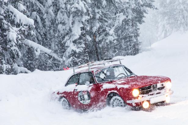 Planai-Classic 2019: Oldtimer im Winter-Chaos