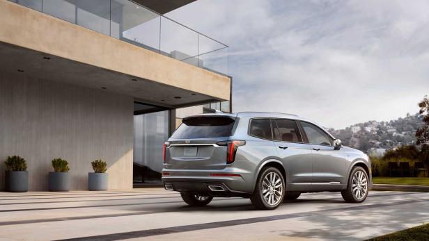 Cadillac präsentiert den XT6