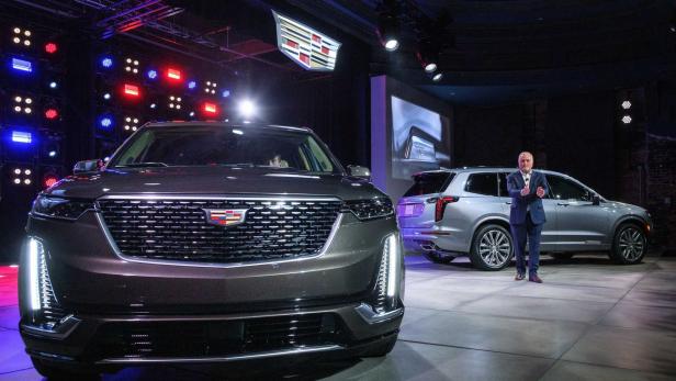 Cadillac präsentiert den XT6