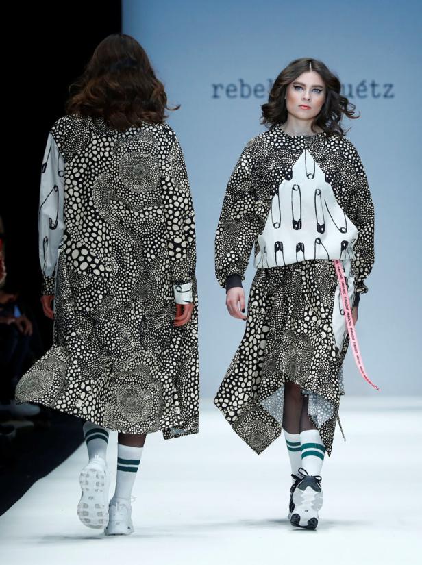 Berlin Fashion Week: So werden Sneakers im Winter getragen