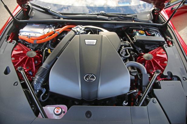 Lexus LC 500h Sport: Exklusive, elegante Schönheit, die ihren Preis hat