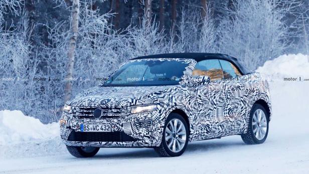 VW T-Roc Cabrio (2019) bei Wintertests erwischt