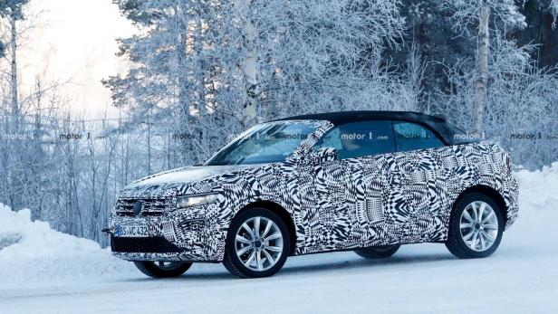 VW T-Roc Cabrio (2019) bei Wintertests erwischt