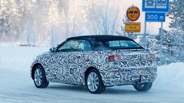 VW T-Roc Cabrio (2019) bei Wintertests erwischt