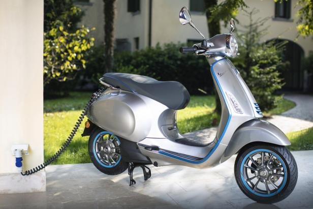 Neue Scooter und 125er: Brav mit Bravour