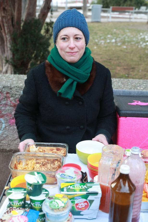 Die etwas andere Frühstückstafel für Obdachlose im Esterhazypark