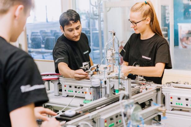 Siemens testet Kombi aus Lehre und FH-Studium
