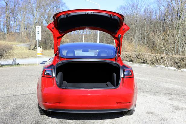 Tesla Model 3 im Test: Die Wartezeit hat ein Ende