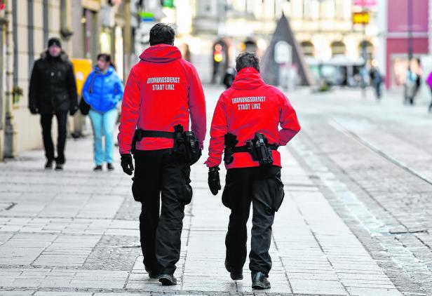 Salzburg: Ruf nach Ordnungswache soll rot-grüne Mehrheit stoppen