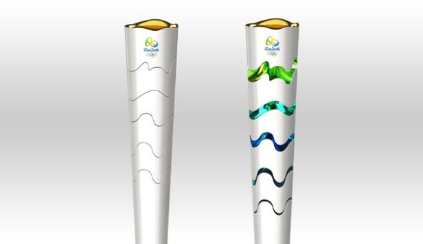 Zwei Fackeln der Olympischen Sommerspiele 2016 in Rio, eine geschlossen und eine geöffnet, stehen nebeneinander.