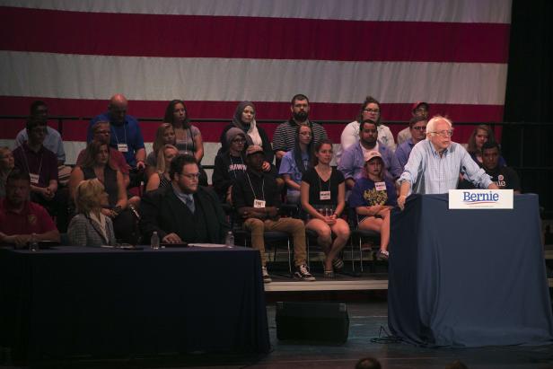 US-SEN.-BERNIE-SANDERS-HOLDS-RALLY-ON-JOBS,-HEALTH-CARE-AND-THE-