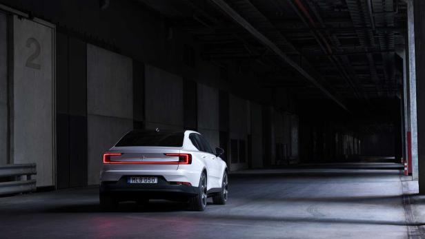 Polestar 2: Elektroauto mit 500 Kilometer Reichweite ab 39.900 Euro