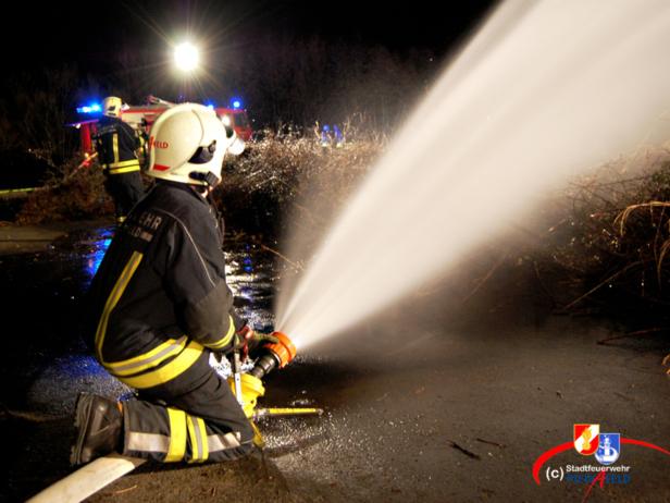 Sonntag: Großeinsatz der Feuerwehr Pinkafeld am Grünschnittplatz