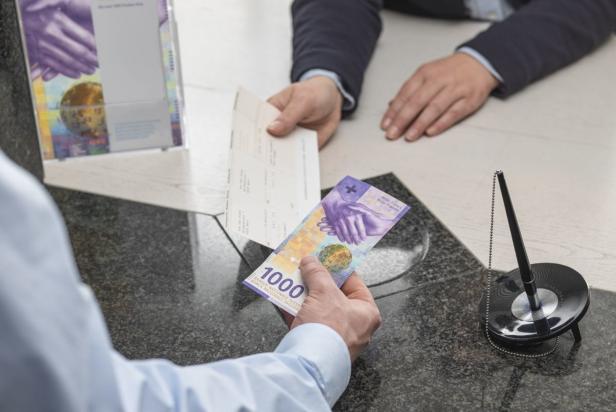 Bargeld, was sonst: Schweiz hat neuen 1000-Franken-Schein