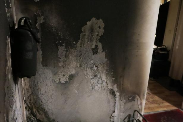 Brand in Mehrparteienhaus: Sechs Personen mussten ins Spital