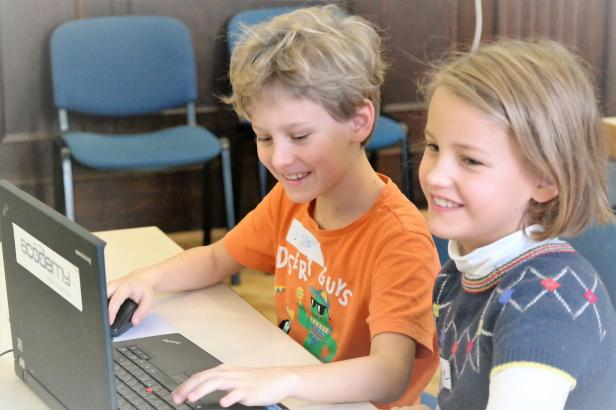 "2 Minuten 2 Millionen": So lernen Kinder Programmieren