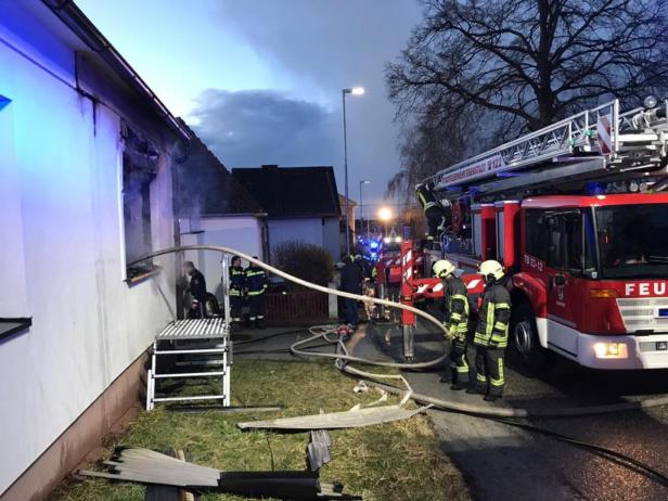Steinbrunn: Mann stirbt bei Wohnhausbrand