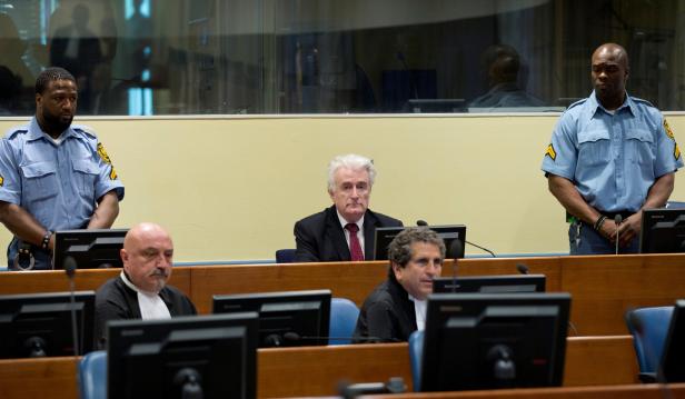 Bosnischer Ex-Serbenführer Karadzic erhält lebenslang