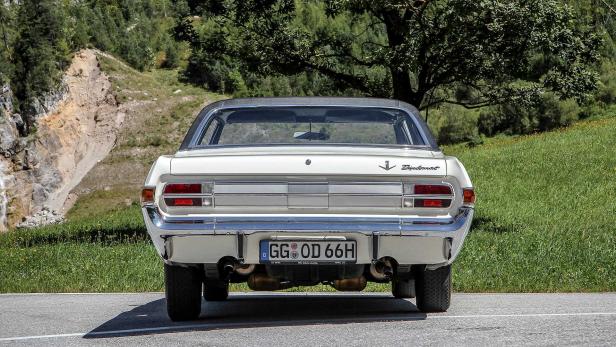 Zeitreise: Unterwegs im Opel Diplomat Coupé von 1966