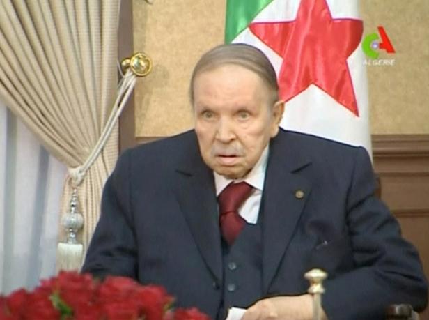 Präsidenten-Rücktritt eröffnet Machtkampf in Algerien