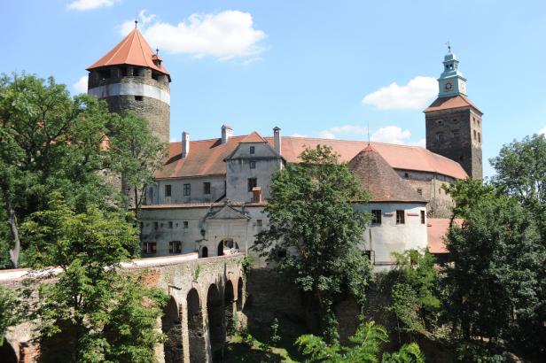 100 Jahre: Das Burgenland feiert sich auf einer Burg
