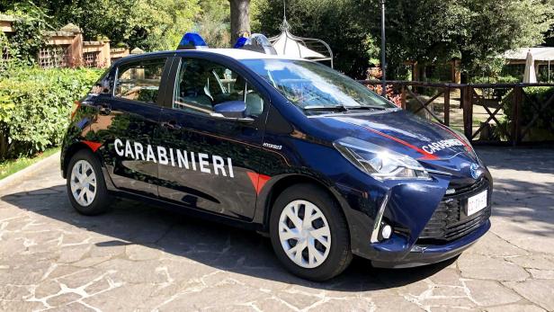 Warum die Carabinieri in Italien künftig Toyota Yaris Hybrid fahren