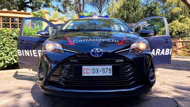 Warum die Carabinieri in Italien künftig Toyota Yaris Hybrid fahren