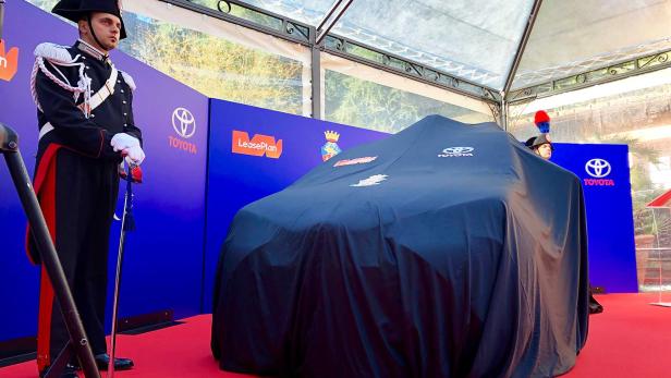 Warum die Carabinieri in Italien künftig Toyota Yaris Hybrid fahren