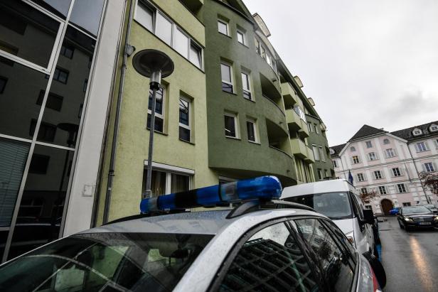 Toter in Innsbrucker Wohnung: Opfer wurde die Hand abgetrennt