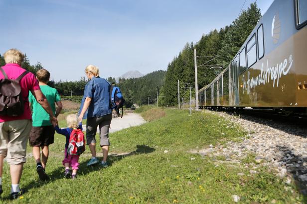 Mariazellerbahn: Durchs Dirndltal ins Ötscher:Reich