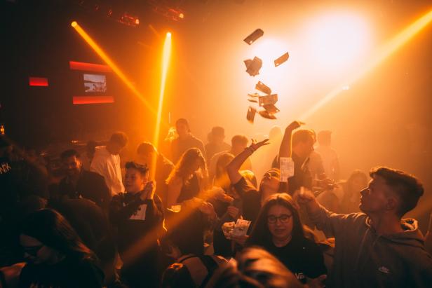 „Zusperr“-Party im P2: Marketing Gag als Magnet für Disko-Gäste