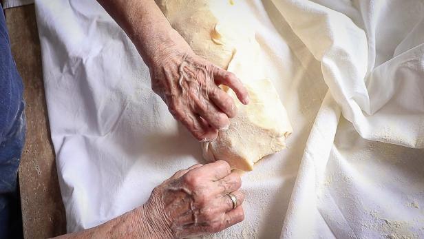 Cooking Grannies: Omas Rezepte auf Film festhalten