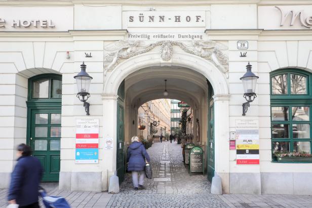 Durchhäuser: Stadt Wien markiert Schleichwege für Fußgänger