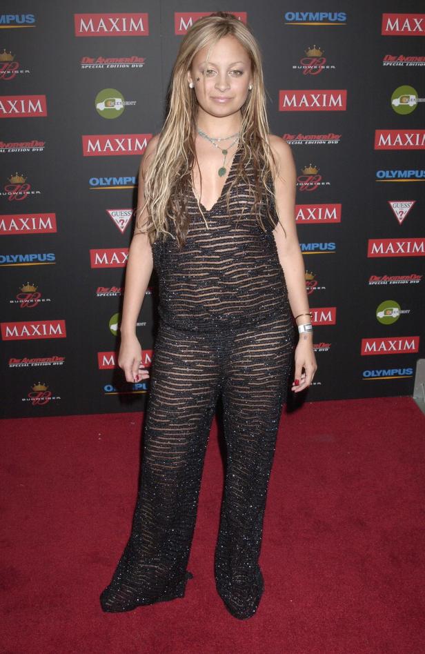 Nicole Richie auf dem roten Teppich bei einer Maxim-Veranstaltung.