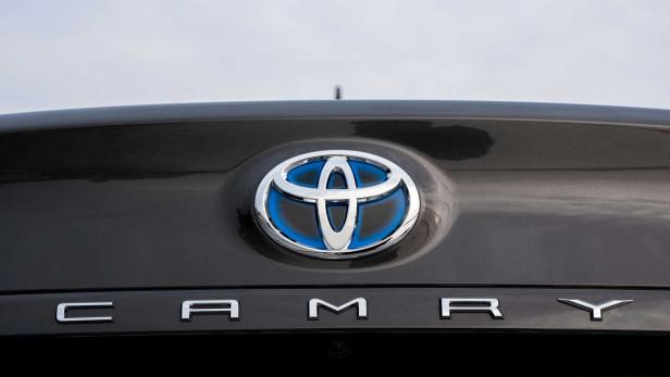 Neuer Toyota Camry: Avensis-Nachfolger mit Hybridantrieb