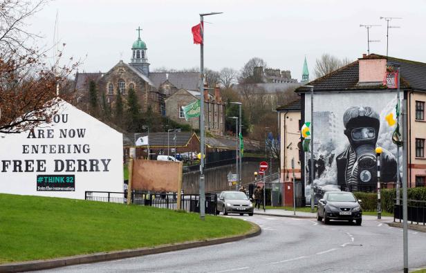Nordirland: Tödlicher Gruß vom Bürgerkrieg
