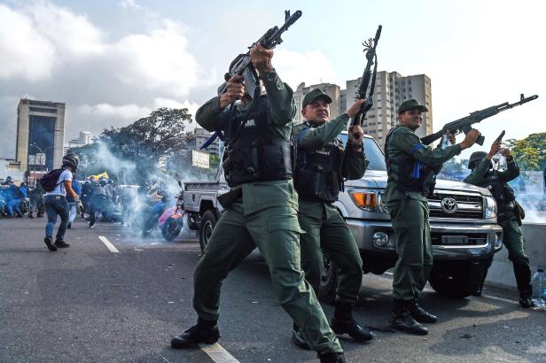 Machtkampf um Venezuela: Guaidó blies zu Sturm auf Caracas