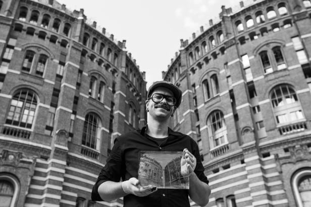 Rene Huemer: Wiener Fotograf sucht "harte Kontraste"