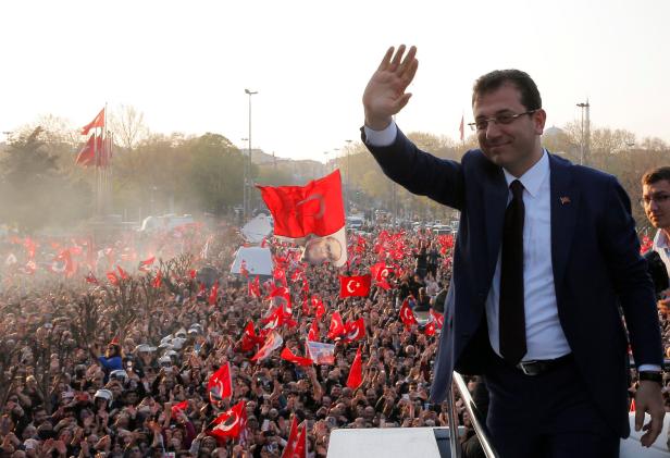 Neuwahl in Istanbul: Opposition sieht "Diktatur"