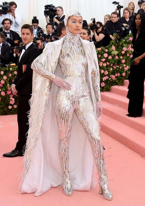 Céline Dion bei Met Gala: "Sieht aus wie trocknende Pasta"