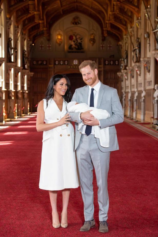 "Baby Sussex": Meghan und Harry zeigen erstmals ihr Kind