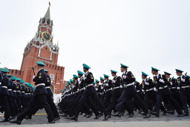 Militärparade: Putin richtet eine Botschaft an das Ausland