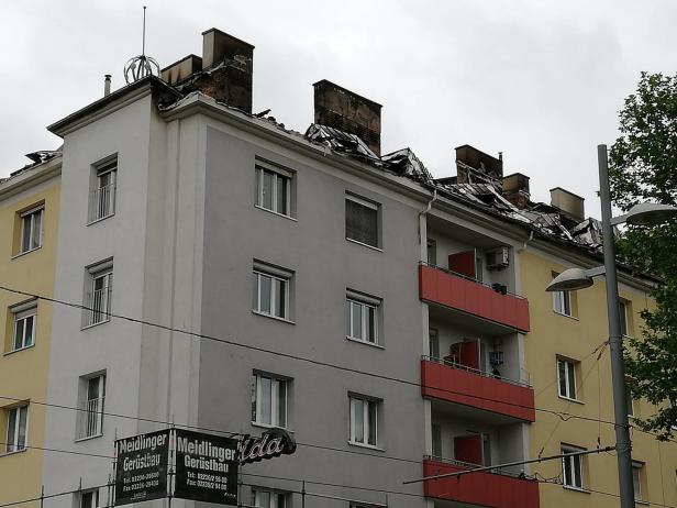 Großbrand in Wien-Simmering: Notquartier geöffnet