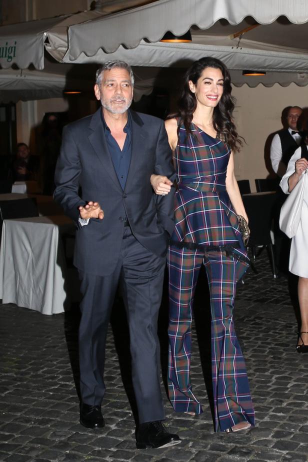 Was George und Amal Clooney zum romantischen Dinner anziehen