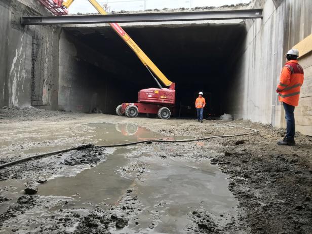 Lokalaugenschein in S1-Tunnel: Sanierung kostet drei Millionen