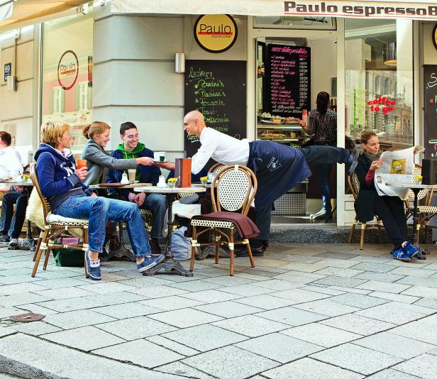 Gratis-Sonngengrüße am Weltyogatag